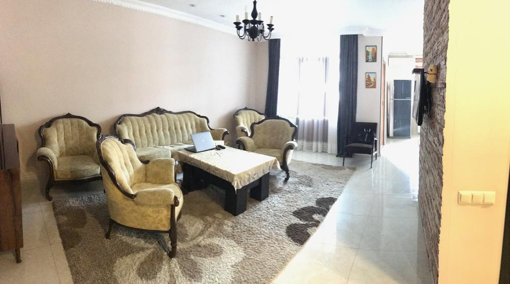 Seaside Batumi Apartment ภายนอก รูปภาพ